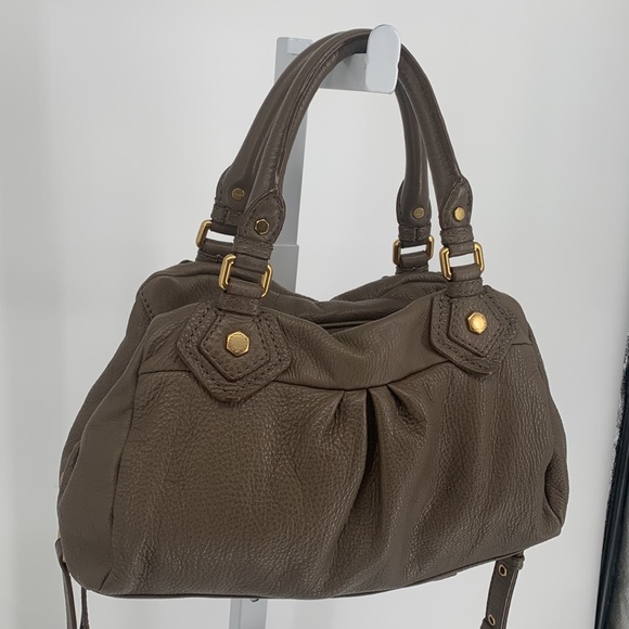 Marc Jacobs Brown Pebbled Leather Slouchy Two-Way convertible Bag - Picture 3 of 16